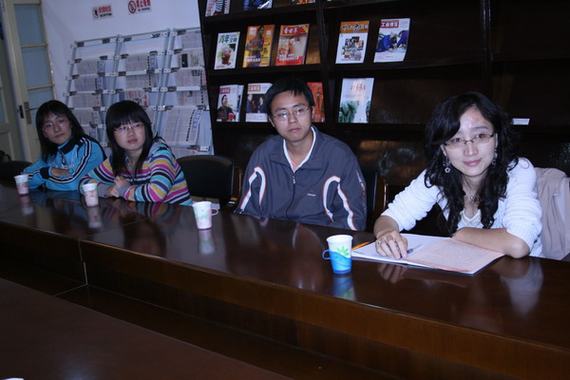 成长导师和学生座谈 1.jpg