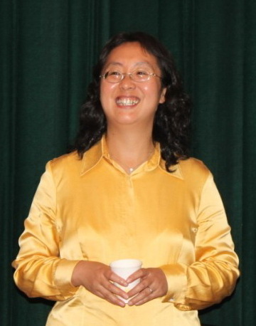 副校长王瑶琪发表讲话