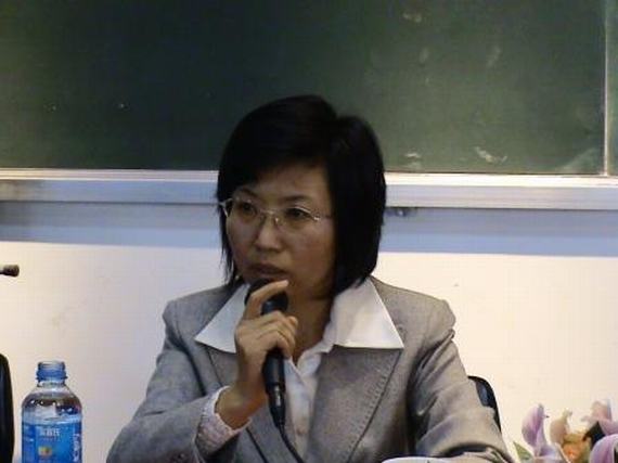李溦院长为同学们进行入学教育