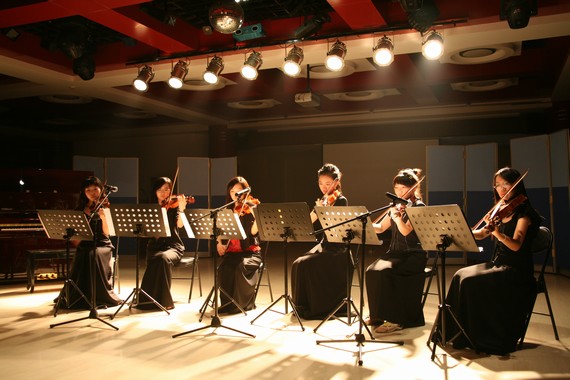 小提琴表演