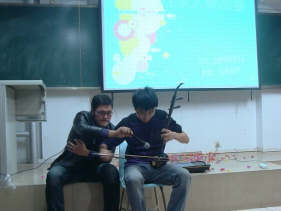 友情出演