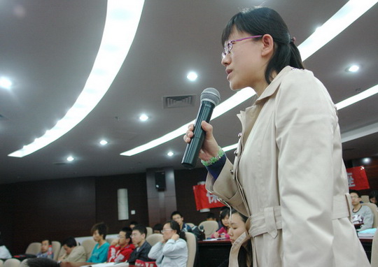 学生积极提问