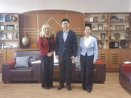 326e543a7843dda39384fb7207f6fff8